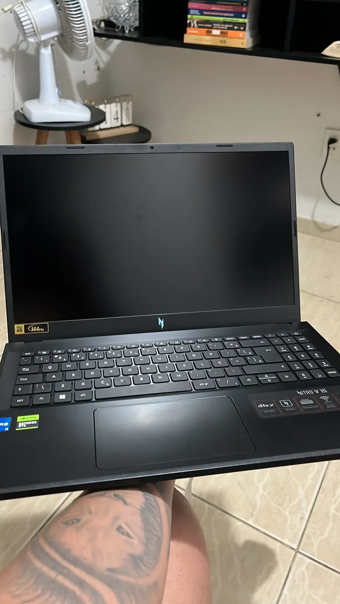 lettering com canetas